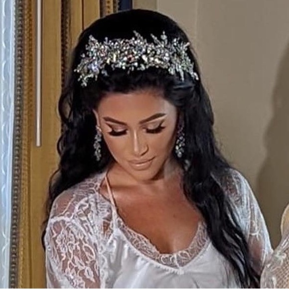 Bridal Styles Boutique Swarovski Crystal Wedding Headpiece - Picture 4 of 6